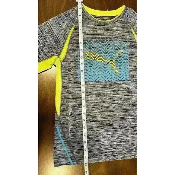 Puma Short Sleeve Activewear T Shirt Size Medium (0141) - Picture 7 of 10